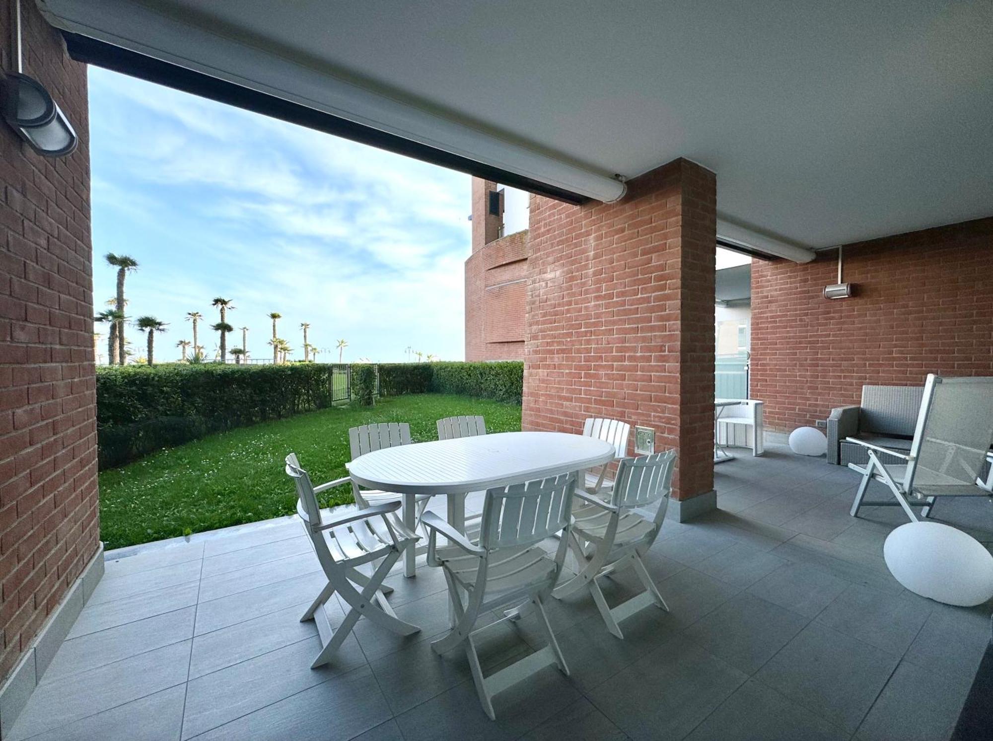 Frontemar Residenze Sul Mare - Carraro Immobiliare - Family *